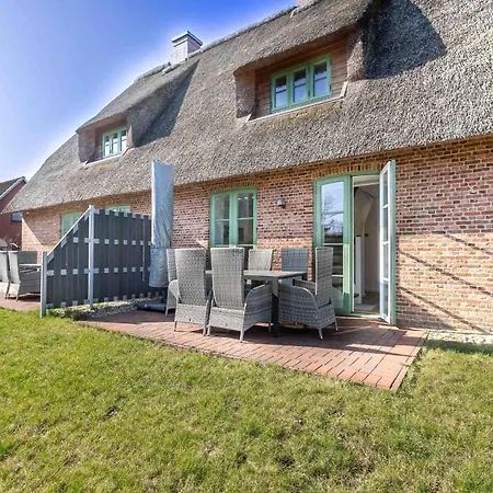 Haushaelfte-29a-links-id-501 Holiday home