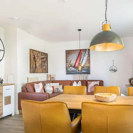 Haushaelfte-29a-links-id-501 Holiday home *